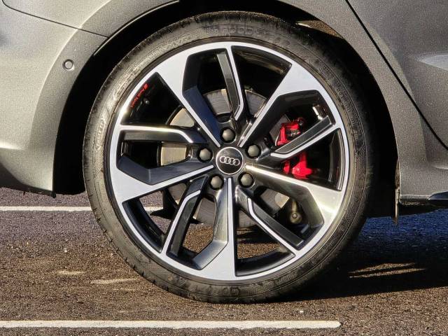 2025 Audi S3 Sportback 2.0 Vorsprung TFSI  333 PS S tronic