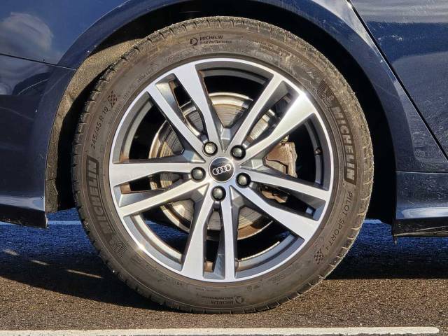 2023 Audi A6 2.0 Avant S line 40 TFSI  204 PS S tronic