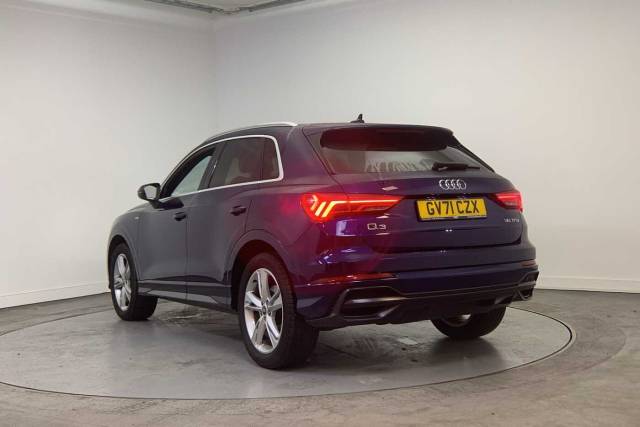 2022 Audi Q3 1.5 S line 35 TFSI  150 PS S tronic