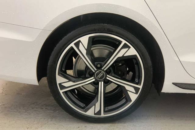 2022 Audi A4 Avant 2.0 Avant Black Edition 35 TFSI  150 PS S tronic