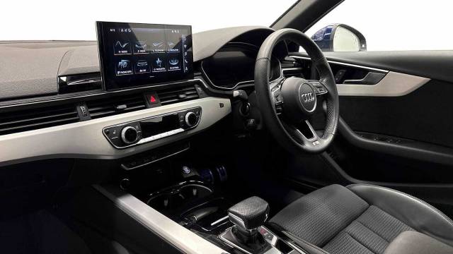 2022 Audi A4 Saloon 2.0 S line 35 TFSI  150 PS S tronic