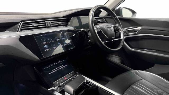 2021 Audi E-tron Technik 50 quattro 230,00 kW