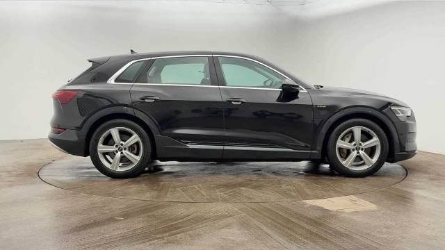2021 Audi E-tron Technik 50 quattro 230,00 kW