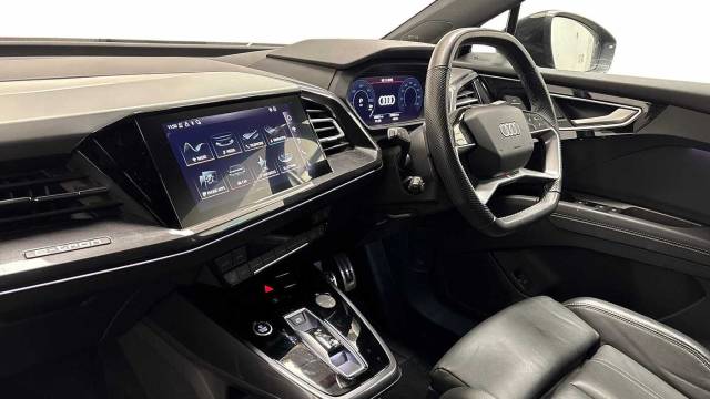 2021 Audi Q4 e-tron Q4  Edition 1 40 e-tron  150,00 kW
