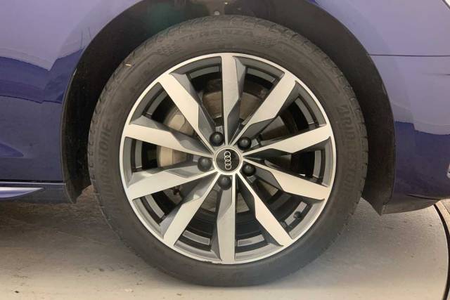 2023 Audi A4 Saloon 2.0 Sport Edition 40 TFSI  204 PS S tronic