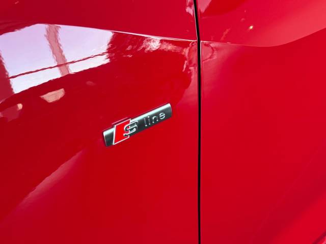 2026 Audi Q2 AUDI Q2 Black Edition 35 TFSI 150 PS S tronic