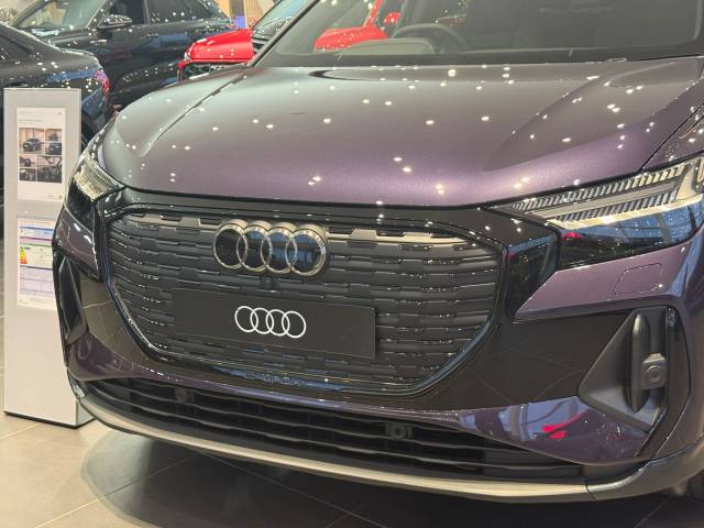 2026 Audi Q4 Sportback e-tron AUDI Q4 Sportback Black Edition 45 e-tron 210,00 kW