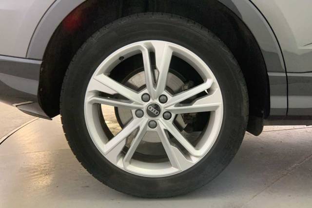 2023 Audi Q3 Sportback 1.5 S line 35 TFSI  150 PS 6-speed