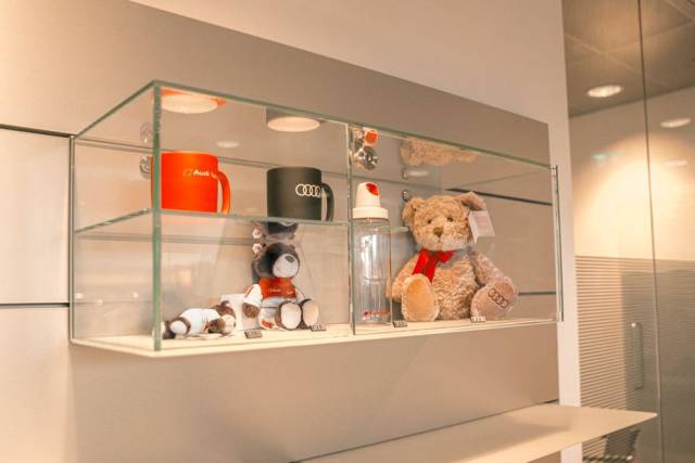 Audi Q5 2.0 AUDI Q5 SUV S line TFSI quattro 204 PS S tronic SUV Petrol Volcano grey, metallic