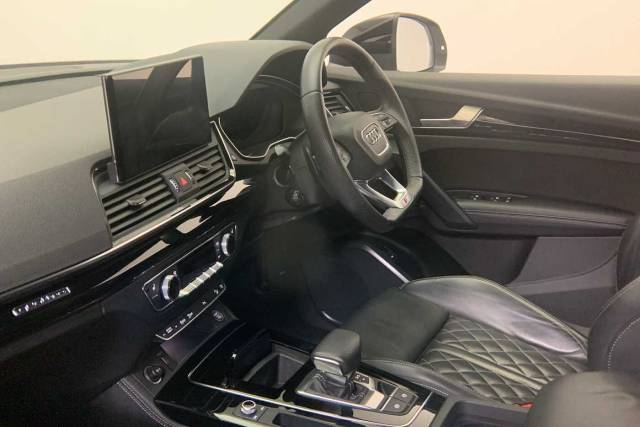 2022 Audi Q5 2.0 Edition 1 40 TDI quattro 204 PS S tronic