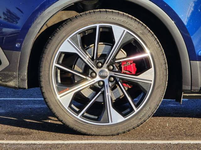 2025 Audi SQ5 Sportback 3.0 Vorsprung TDI  341 PS tiptronic