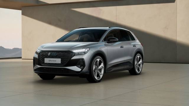 Audi Q4 e-tron AUDI Q4 Black Edition 40 e-tron 150,00 kW SUV Electric Typhoon grey, metallic