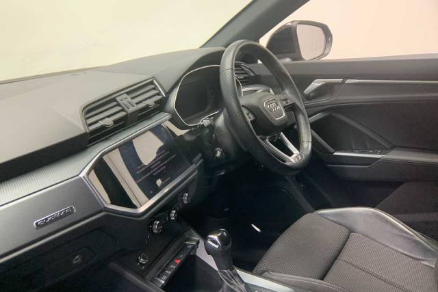 2021 Audi Q3 Sportback 2.0 Sportback S line 40 TDI quattro 200 PS S tronic
