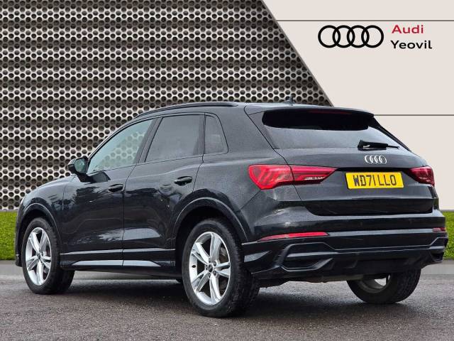 2022 Audi Q3 2.0 S line 35 TDI  150 PS S tronic