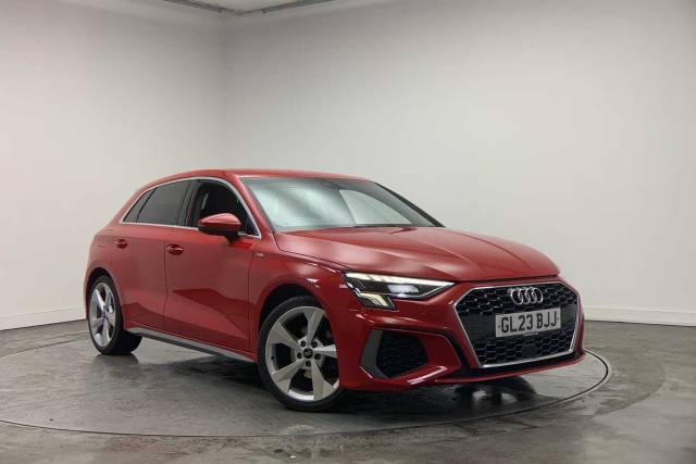 Audi A3 Sportback 1.5 S line 35 TFSI  150 PS 6-speed Hatchback Petrol Tango red, metallic