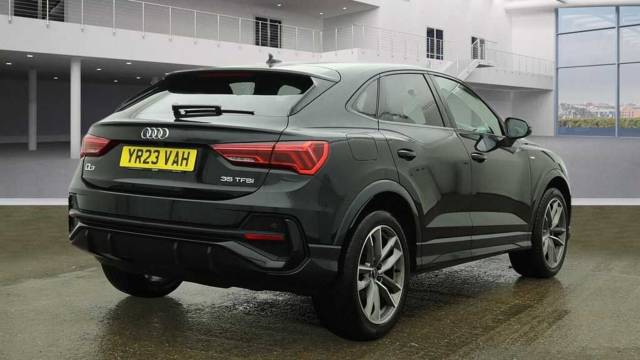 2023 Audi Q3 Sportback 1.5 Black Edition 35 TFSI  150 PS S tronic