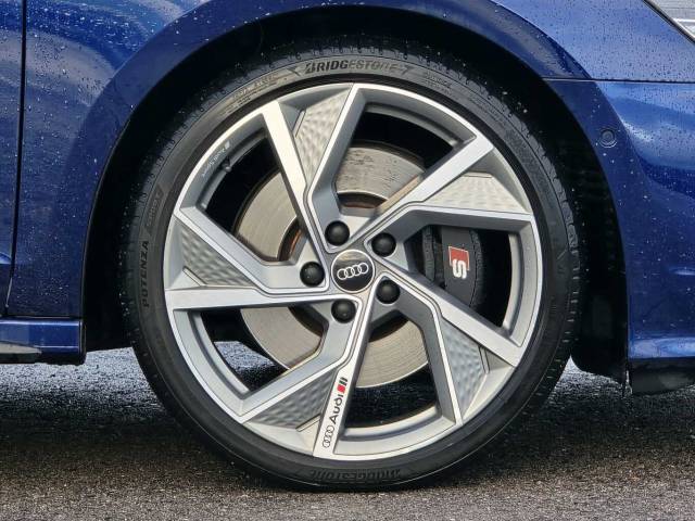 2023 Audi S3 Sportback 2.0 Black Edition TFSI  310 PS S tronic