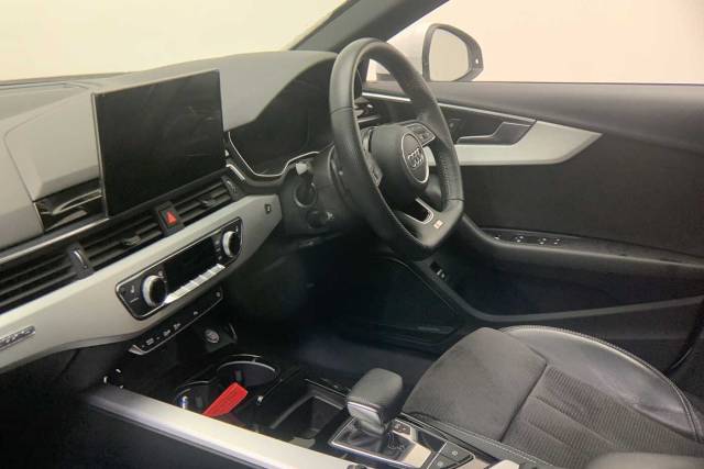 2020 Audi A4 Avant 2.0 Avant S line 40 TDI quattro 190 PS S tronic