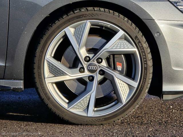 2024 Audi S3 Sportback 2.0 Black Edition TFSI  310 PS S tronic