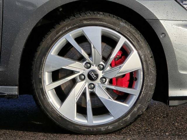 2024 Audi A3 Sportback 1.4 S line Competition 45 TFSI e  245 PS S tronic