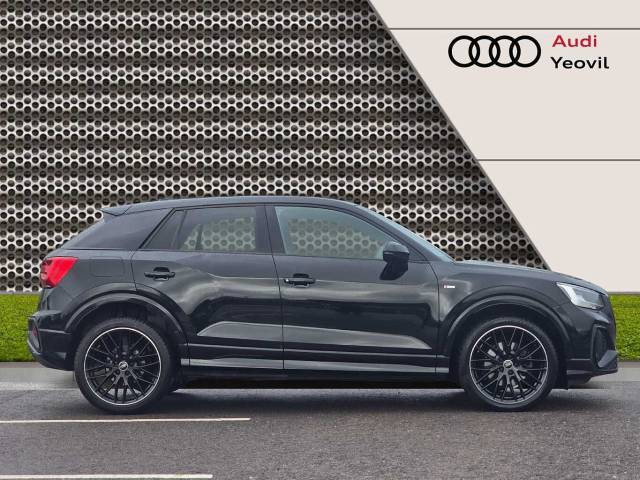 2023 Audi Q2 1.5 Black Edition 35 TFSI  150 PS S tronic