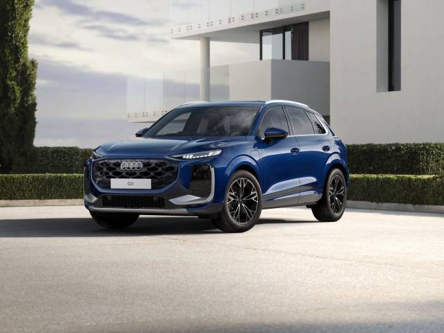Audi Q3 1.5 AUDI Q3 SUV S line e-hybrid 272 PS S tronic SUV Hybrid Navarra blue, metallic