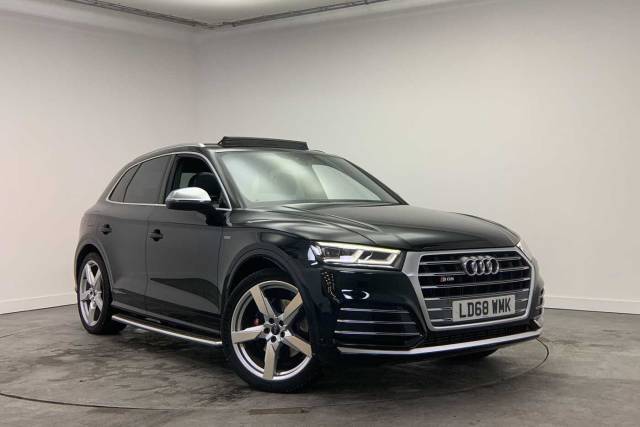 Audi SQ5 3.0 TFSI quattro 354 PS tiptronic 4x4 vehicle Petrol Myth Black Metallic