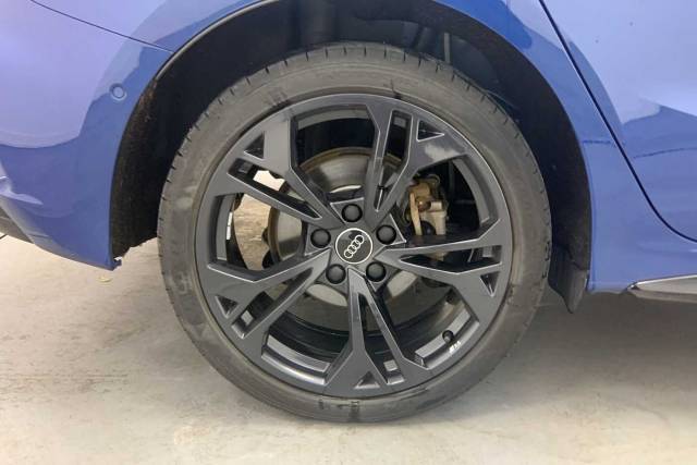 2025 Audi A3 Sportback 1.5 Black Edition 40 TFSI e  204 PS S tronic