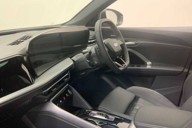 2025 Audi Q5 2.0 SUV S line TFSI quattro 204 PS S tronic