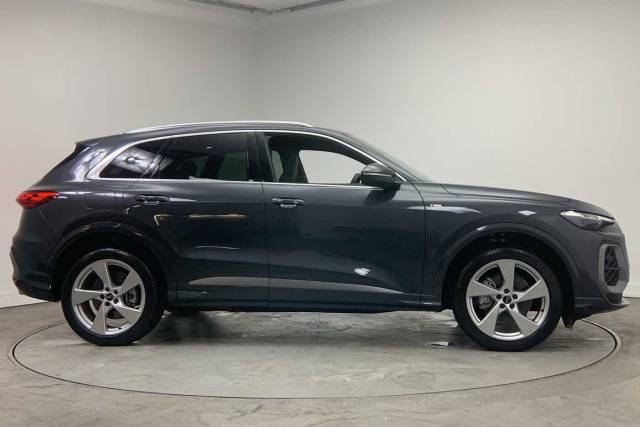 2025 Audi Q5 2.0 SUV S line TFSI quattro 204 PS S tronic