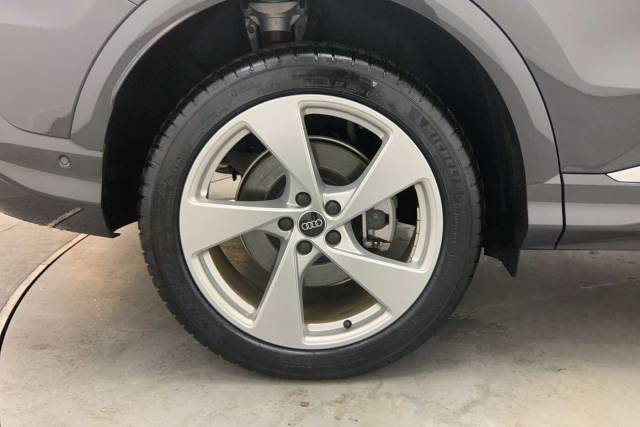 2025 Audi Q5 2.0 SUV S line TFSI quattro 204 PS S tronic