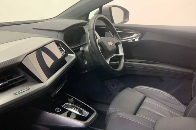 2022 Audi Q4 e-tron Q4  Sport 40 e-tron  150,00 kW