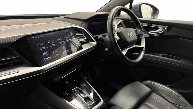 2022 Audi Q4 e-tron Q4  Sport 40 e-tron  150,00 kW