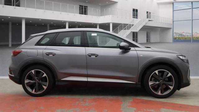 2022 Audi Q4 e-tron Q4  S line 40 e-tron  150,00 kW