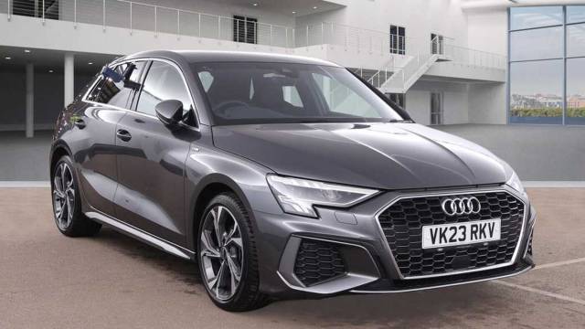 Audi A3 Sportback 1.5 S line 35 TFSI  150 PS S tronic Hatchback Petrol Daytona grey, pearl effect