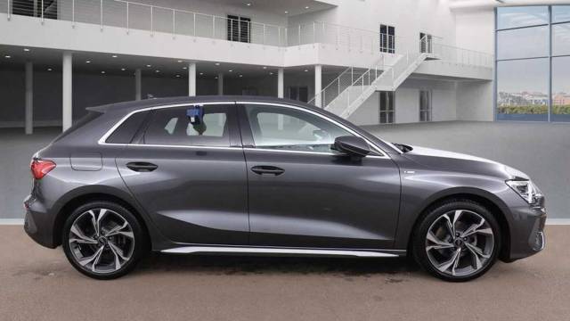 2023 Audi A3 Sportback 1.5 S line 35 TFSI  150 PS S tronic