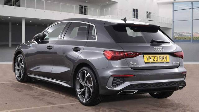 2023 Audi A3 Sportback 1.5 S line 35 TFSI  150 PS S tronic