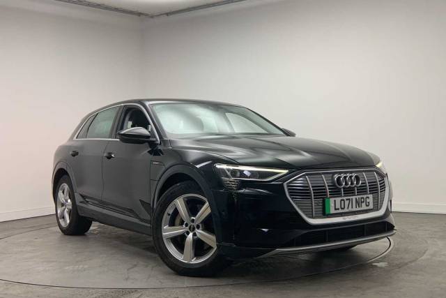 Audi E-tron Technik 50 quattro 230,00 kW 4x4 vehicle Electric Brilliant Black