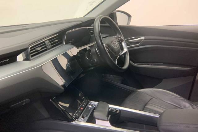 2022 Audi E-tron Technik 50 quattro 230,00 kW