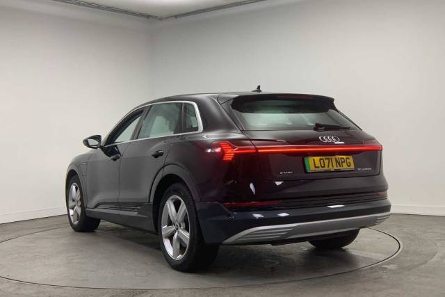 2022 Audi E-tron Technik 50 quattro 230,00 kW