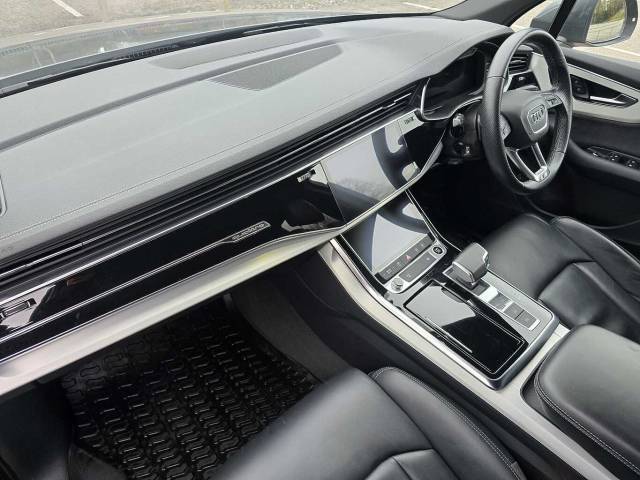 2022 Audi Q7 3.0 S line 55 TFSI quattro 340 PS tiptronic