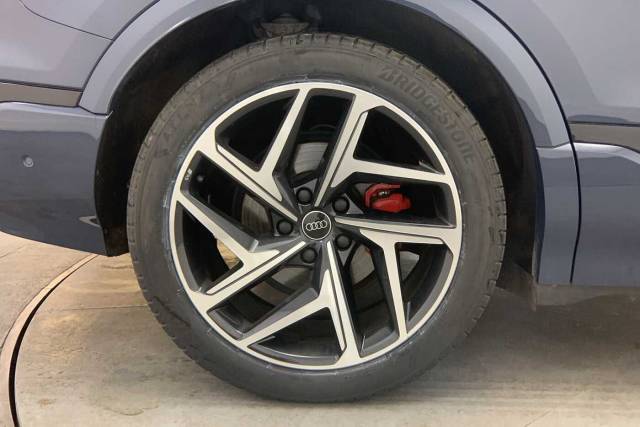 2024 Audi Q6 e-tron Q6 SUV Edition 1 e-tron performance  225,00 kW