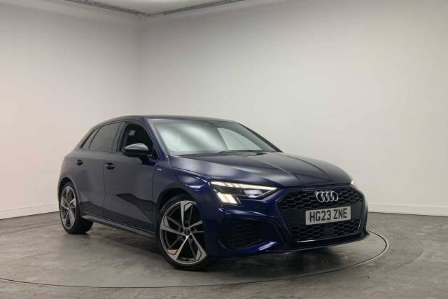 Audi A3 Sportback 1.5 Edition 1 35 TFSI  150 PS S tronic Hatchback Petrol Navarra blue, metallic