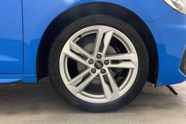 2022 Audi A1 Sportback 1.5 S line 35 TFSI  150 PS S tronic