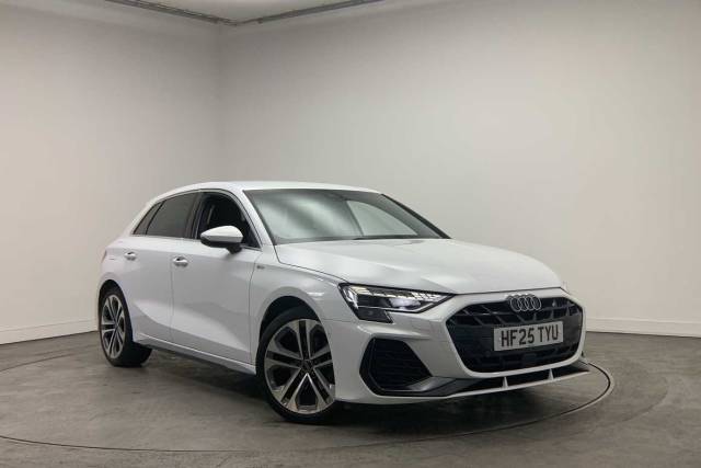 Audi A3 Sportback 1.5 S line 35 TFSI  150 PS S tronic Hatchback Petrol Arkona white, solid