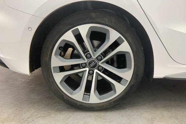 2025 Audi A3 Sportback 1.5 S line 35 TFSI  150 PS S tronic