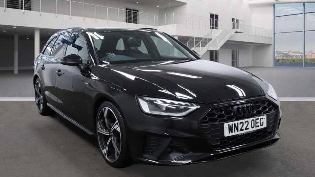 Audi A4 Avant 2.0 Avant Black Edition 35 TFSI  150 PS S tronic Estate Petrol Myth Black Metallic