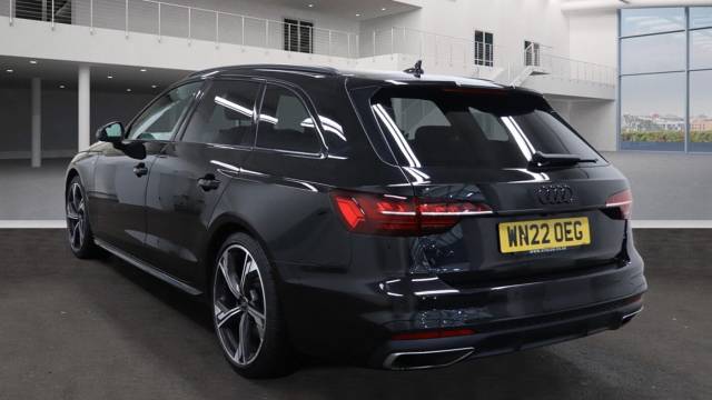 2022 Audi A4 Avant 2.0 Avant Black Edition 35 TFSI  150 PS S tronic