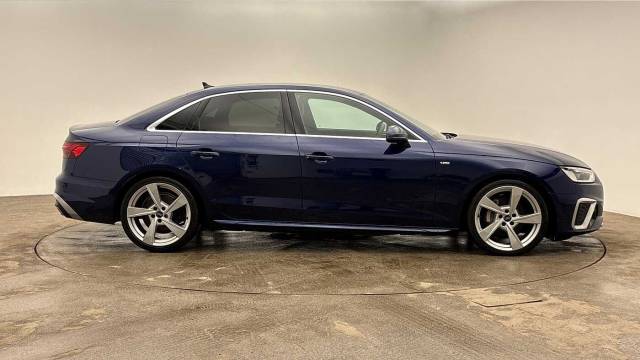 2022 Audi A4 Saloon 2.0 S line 40 TFSI  204 PS S tronic