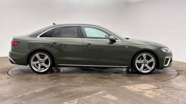 2022 Audi A4 Saloon 2.0 S line 40 TFSI  204 PS S tronic